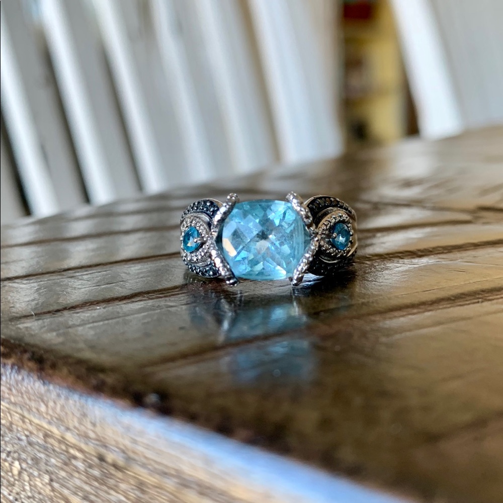 Beautiful ring!!